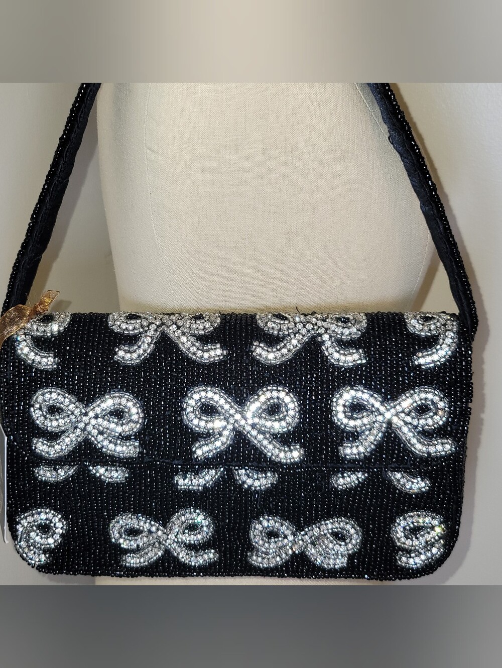 NWT Viral Black & Silver Beaded Bow Shoulder Bag